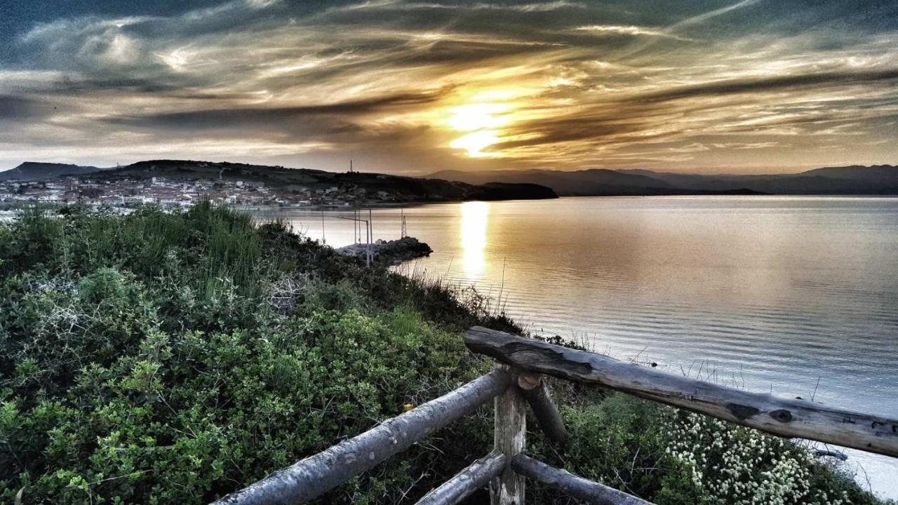 Appartement Στ' Ακρογιάλι à Nea Roda Extérieur photo